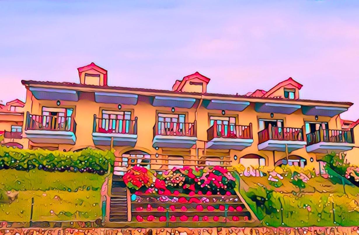 Casa De Las Flores - Apartamento Con Jardin Privado Frente A La Playa De Комільяс Екстер'єр фото